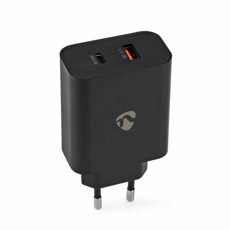 Nedis 65W väggladdare USB-C + USB-A, svart i gruppen Billyd / Smartphone til bilen / Tilbehør til mobilen hos BRL Electronics (176WCPD65W130BK)