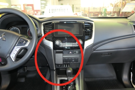 Brodit ProClip, Mitsubishi L200 20-24 i gruppen Billyd / Hva passer i min bil / Mitsubishi / L200 hos BRL (240855523)