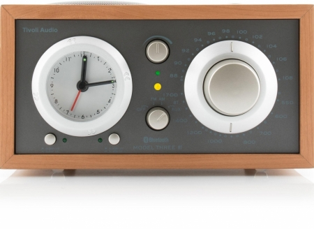 Tivoli Audio Model Three BT i gruppen Pakkeløsninger / Pakker for hjemmet / Mikrostereo hos BRL (404TAM3BTV)