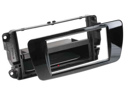 Monteringsramme 1/2-DIN INBAY® Seat Ibiza, pianolakk svart i gruppen Billyd / Hva passer i min bil / Seat / Ibiza / Ibiza 2009-2015 hos BRL (700241328065)