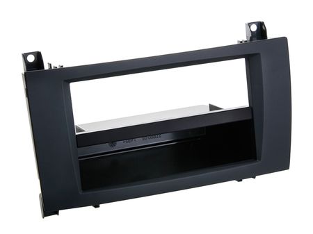 Monteringsram 1-din Mercedes SLK 2005-2011 i gruppen Billyd / Hva passer i min bil / Mercedes / SLK / SLK 2004- hos BRL Electronics (70029119024)