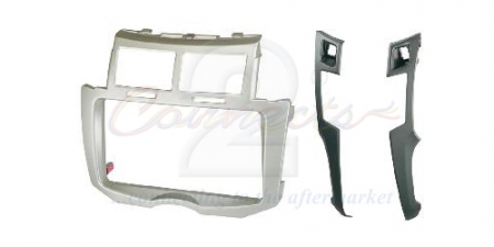 Monteringsram Dubbel-din Toyota Yaris 07> i gruppen Billyd / Hva passer i min bil / Toyota / Yaris / Yaris 2006-2011 hos BRL Electronics (701CT24TY22)