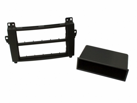 Monteringsram 1-Din med prylfack, VW Crafter i gruppen Billyd / Hva passer i min bil / Volkswagen / Crafter / Crafter 2011-2018 hos BRL Electronics (701CT24VW10)