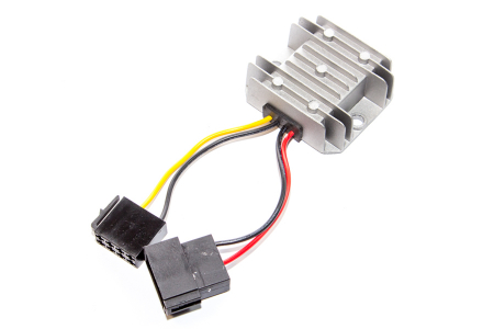 24-12V omformer med ISO-kontakt i gruppen Billyd / Tilbehør / 24V-omformer hos BRL Electronics (70410670)