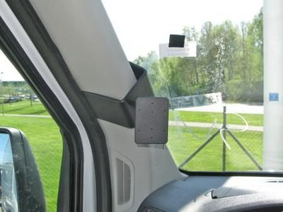 Ford Transit 14-15, Venstre