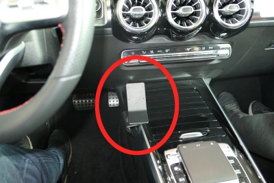 Brodit ProClip, Mercedes Benz EQB 22-26