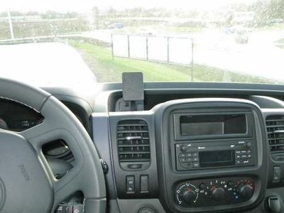 Renault Trafic 15-, Sentrert