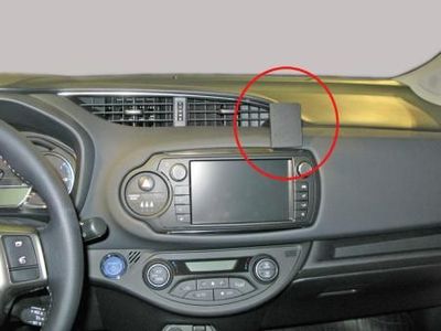 Toyota Yaris 15-, Sentrert, Høyre