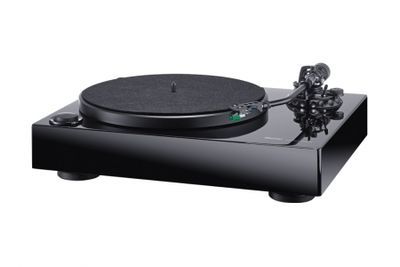 Magnat MTT990 platespiller med pickup