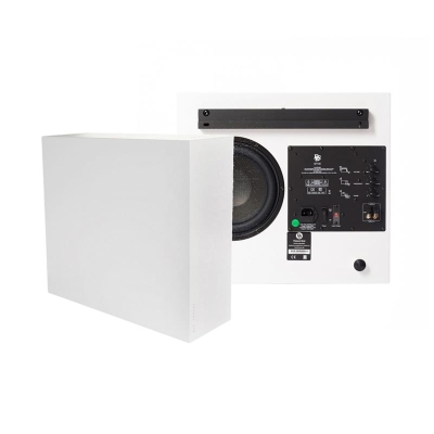 2-pakning DLS Flatsub Midi vegghengt aktiv subwoofer, matt hvit