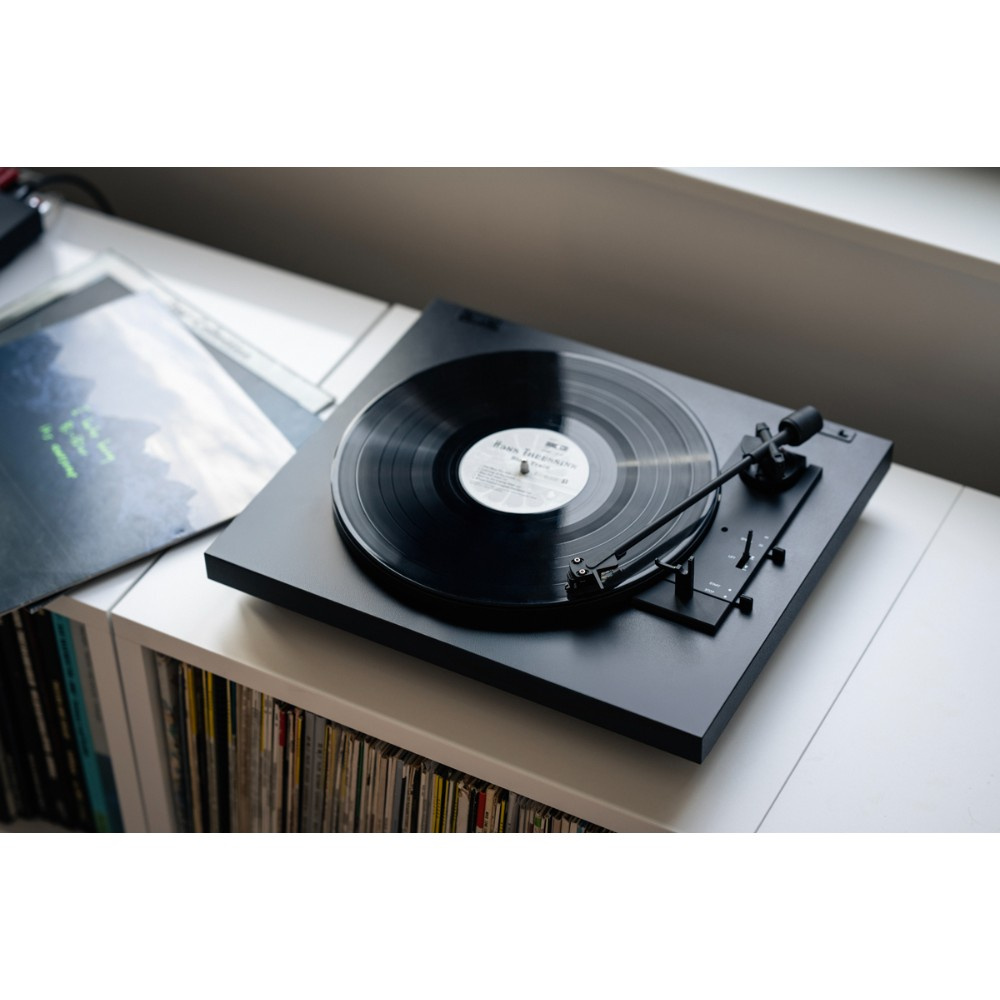 Pro-Ject A1.2 helautomatisk platespiller med Pick-It MM E, svart