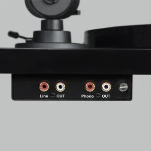 Pro-Ject E1.2 BT med Pick It MM E-pickup, matt hvit