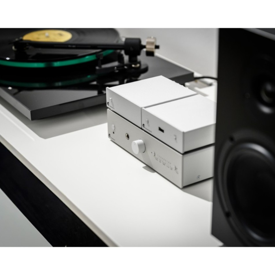 Pro-Ject Pre Box S3, kompakt forforsterker, sølv
