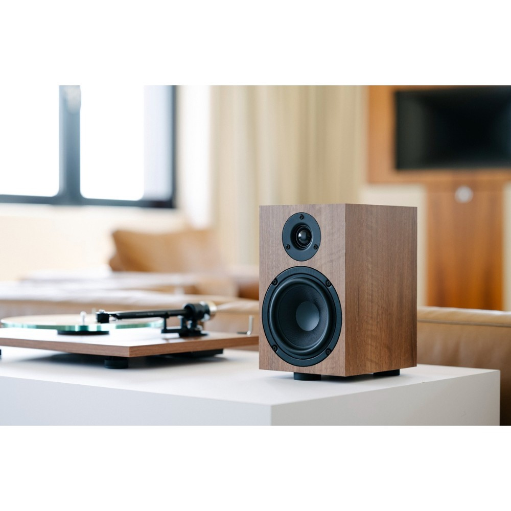 Pro-Ject Speaker Box 5 E, stativhøyttalere, par, valnøtt