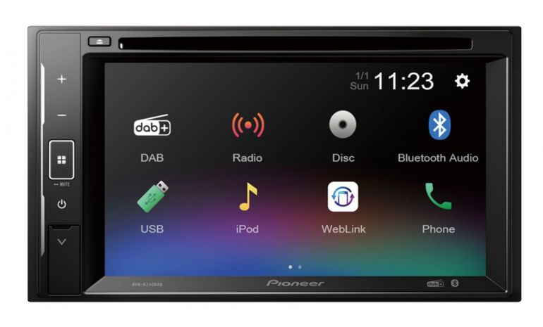 Pioneer AVH-A240DAB, bilstereo med Bluetooth, DVD, DAB og 3 par lavnivå