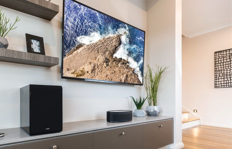 Yamaha MusicCast Sub100, trådløs svar subwoofer ned nettverk