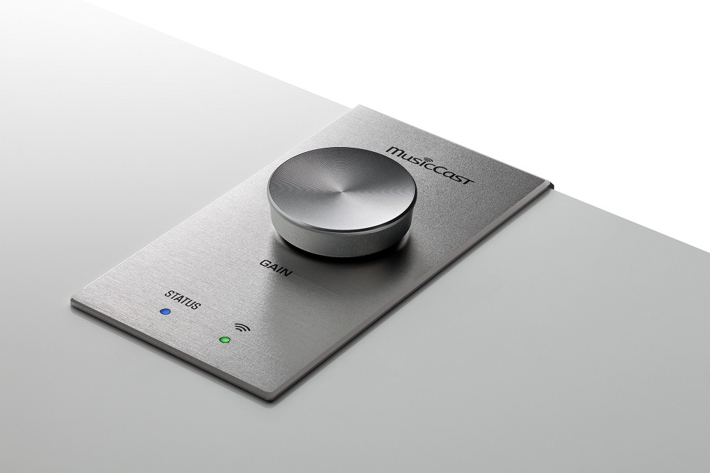 Yamaha MusicCast Sub100, trådløs hvit subwoofer med nettverk