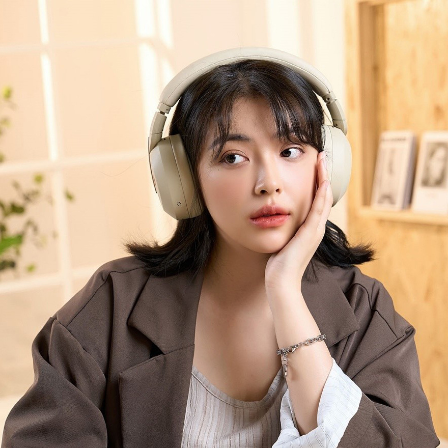 Yamaha YH-E700B beige, trådlösa brusreducerande hörlurar