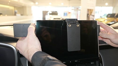 Brodit Forsterket ProClip, Toyota Corolla/Corolla Cross 23-