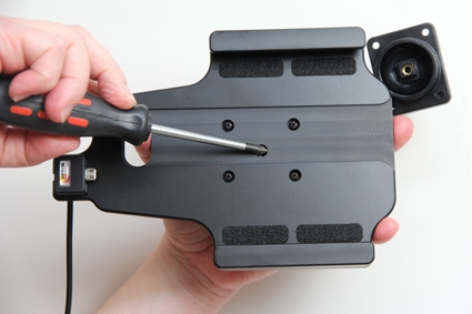 Brodit Aktiv holder med cigarettkontakt, Samsung Galaxy Tab 3 Lite 