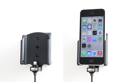 Brodit Aktiv holder med USB-kabel og cigarettadapter, Apple iPhone 5C 
