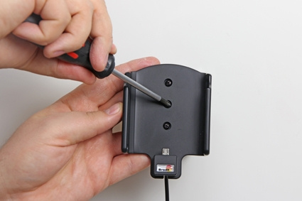 Brodit Aktiv holder med USB-kabel og cigarettadapter, Samsung Galaxy S7 