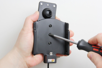 Brodit Aktiv holder med USB-kabel og cigarettadapter, Samsung Galaxy J5 (2016) 