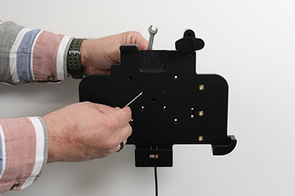 Brodit Aktiv holder med cigarettkontakt, Honeywell EDA10A 