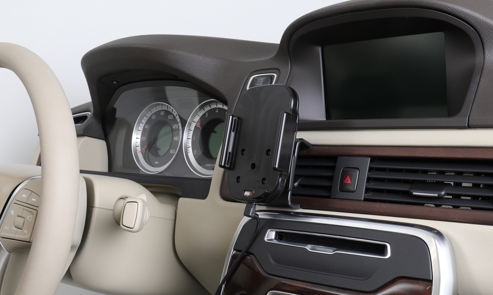 Brodit Qi trådløs aktiv mobilholder med billader, Apple iPhone 11