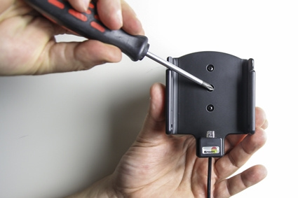 Brodit Aktiv holder med USB-kabel og cigarettadapter, Samsung Galaxy J7 (2017) Sm-J730F 