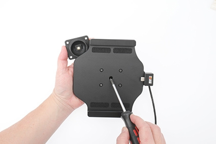 Brodit Aktiv holder med USB-kabel og cigarettadapter, Apple iPad Mini 6th Gen (A2567, A2568, A2569)/7th Gen 2024 (A2995, A2996)