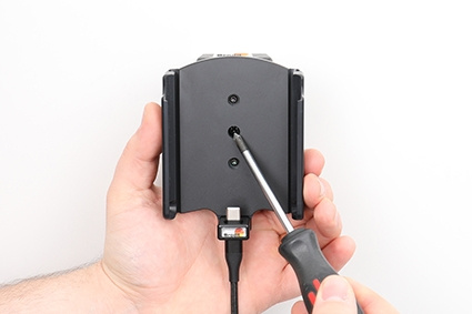 Brodit Aktiv holder med USB-kabel og cigarettadapter, Apple iPhone 15 Plus 