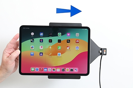 Brodit Aktiv holder med USB-kabel og cigarettadapter, Apple iPad Pro 11 2024 (A2836, A2837, A3006) 
