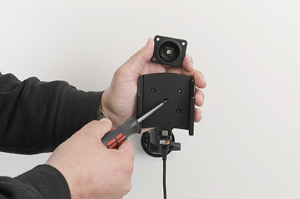 Brodit Mobildeksel med Aktiv holder for fast montering, Apple iPhone 15 