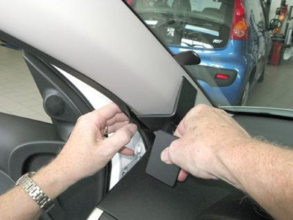 Peugeot 206+ 09-13, Venstre