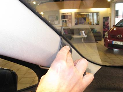 Toyota Yaris 12-14, Venstre