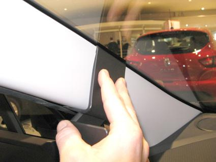 Renault Clio 13-15, Venstre