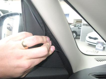 Kia Carens 14-15, Venstre