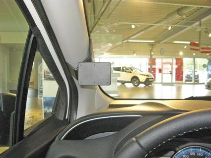 Toyota Yaris 15-, Venstre