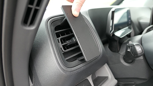 Brodit ProClip, Volkswagen ID. Buzz Cargo 23-