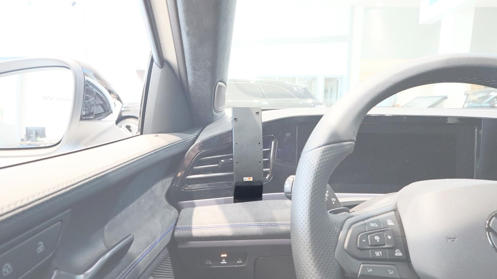 Brodit ProClip, Volkswagen Passat 24-26