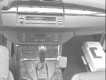 BMW X5 00-06, Konsoll
