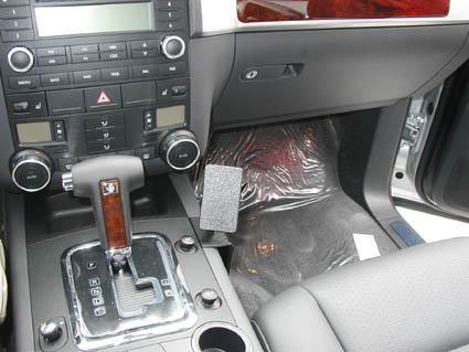Volkswagen Touareg 03-09, Konsoll