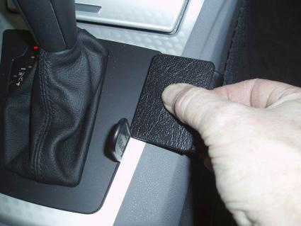 BMW X3 04-10, Konsoll