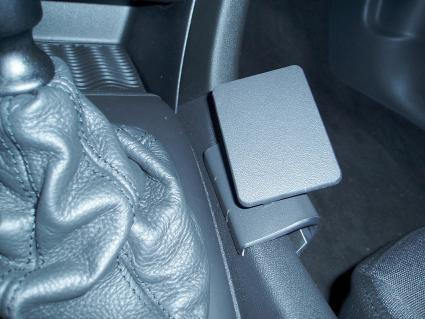 Saab 9-3 03-11, Konsoll