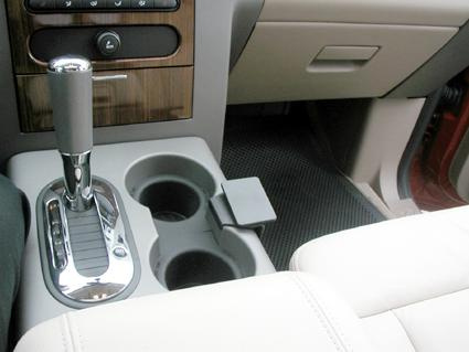 Ford F-150 04-08, Konsoll