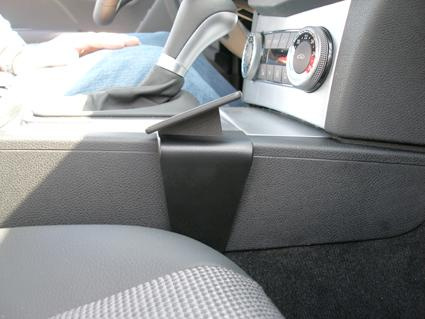 Mercedes Benz C-Klasse 07-10, Konsoll
