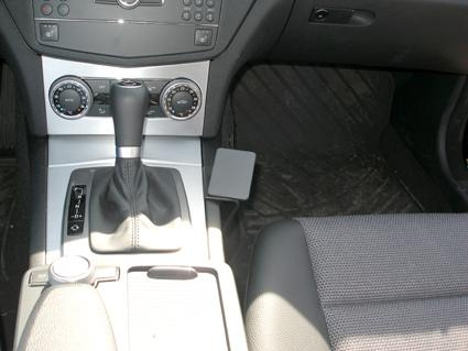 Mercedes Benz C-Klasse 07-10, Konsoll