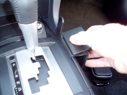 Mitsubishi Lancer 08-15, Konsoll