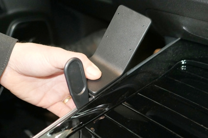 Brodit ProClip, Mercedes Benz EQB 22-26